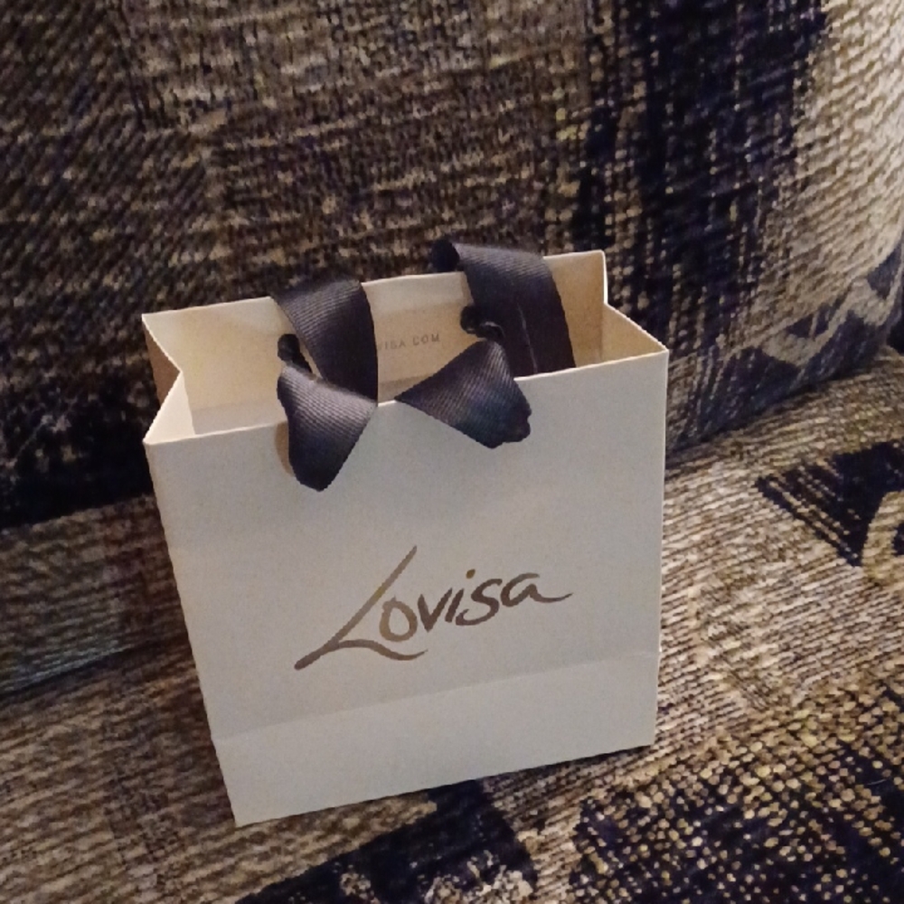 $4 Add-on Lovisa Cream Coloured Gift Bag
